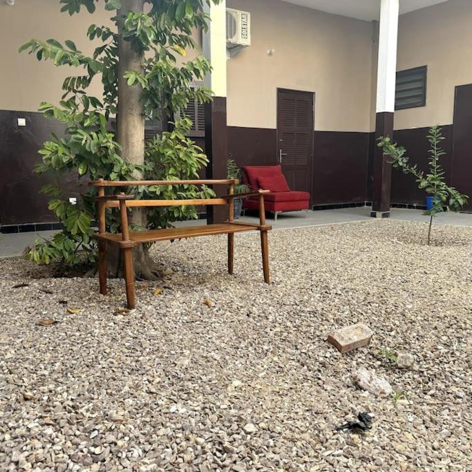 Independent Room On Island In Colonial House With Private Entrance Saint-Louis Exterior foto